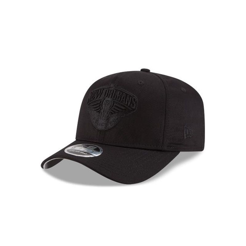 NBA New Orleans Pelicans Black On Black Stretch Snap 9Fifty Snapback (SZY3496) - Black New Era Caps